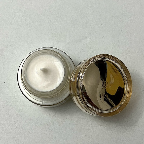 Clé de Peau Beauté Mini Protective Fortifying Cream - Picture 2 of 3